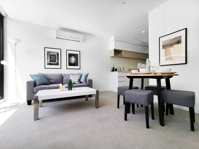 Hawthorn Elegant Lifestyle 1 Bedroom Apartment