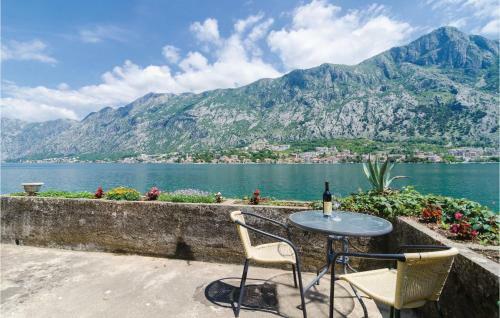 One-bedroom Holiday Home In Kotor