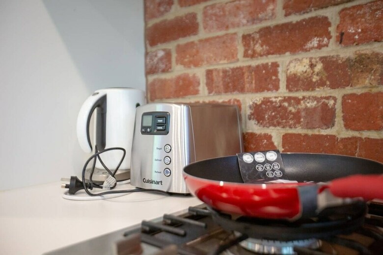 Designer Taste 2br Townhouse@hawthorn