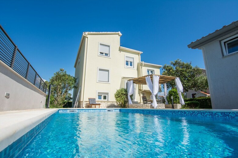 Villa House Moonstone