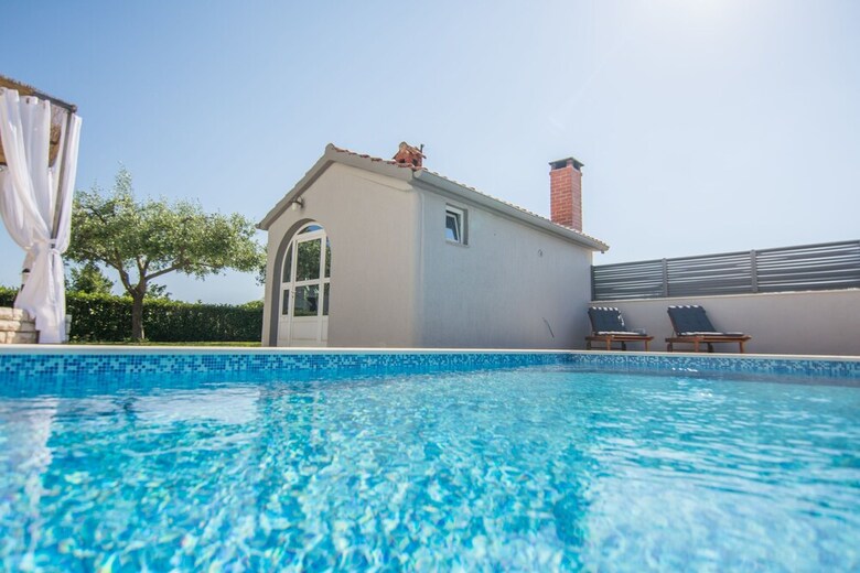 Villa House Moonstone