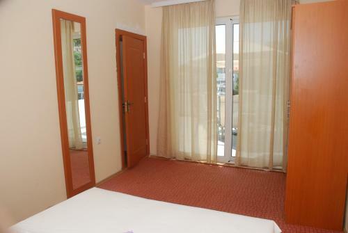 Apartments Ismy