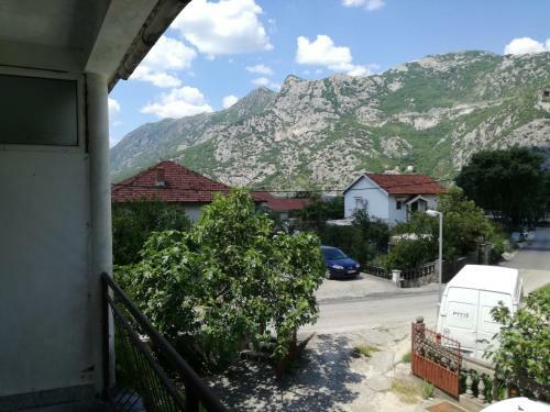 Apartamento Risan Sunrise