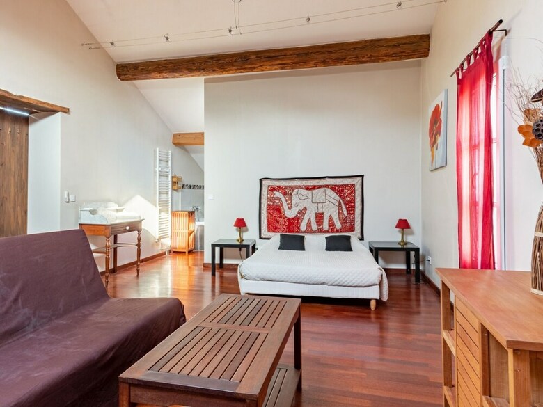 Villa Elegant Holiday Home In Olonzac With Private Swimming Pool