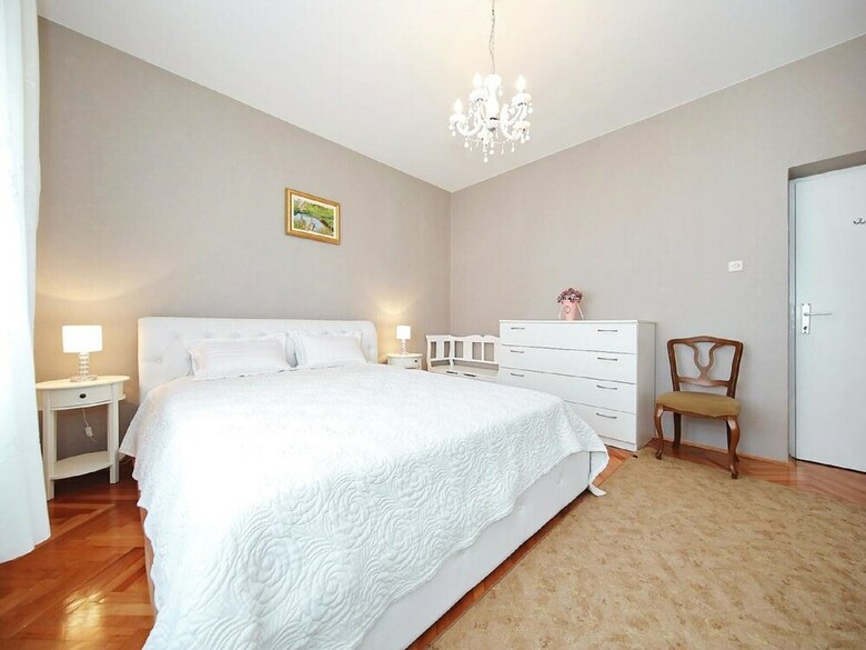 Simplistic Apartment In Zadar With Private Swimming Pool