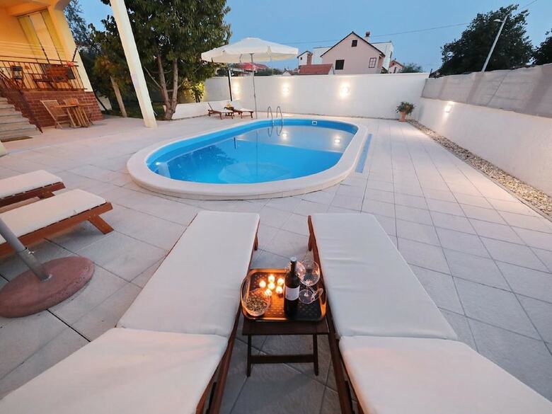 Simplistic Apartment In Zadar With Private Swimming Pool