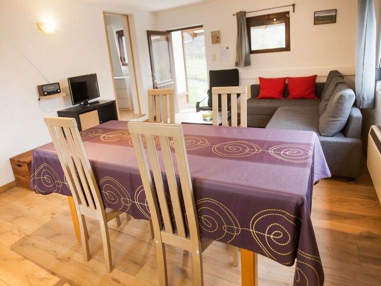 Serene Holiday Home In Han-sur-lesse With Garden