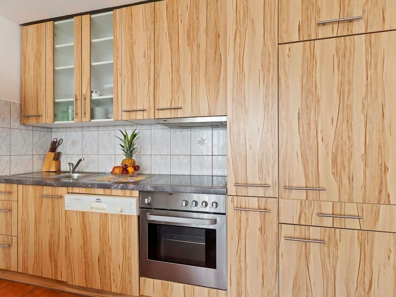 Simplistic Apartment In Jadranovo Near Sea Beach