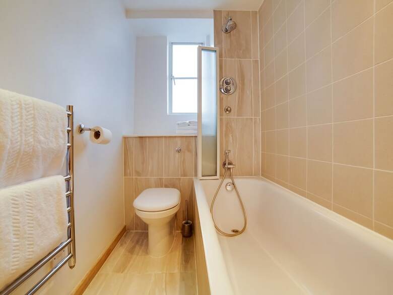 Apartamentos Simplistic Studio In London With Jacuzzi