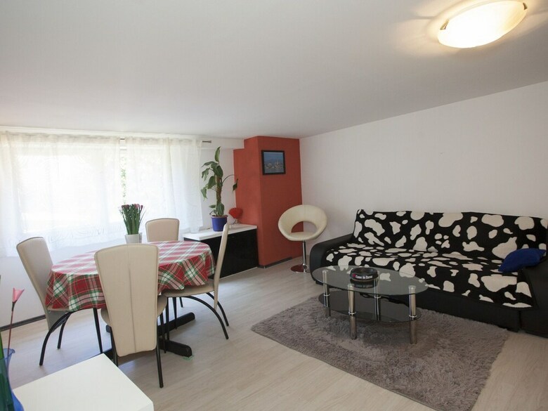 Contemporary Apartment In Split Near Sea