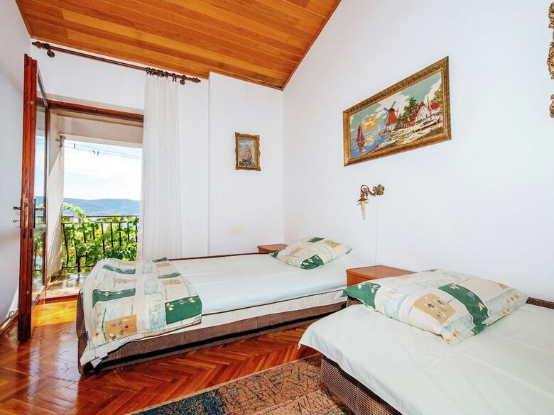 Alluring Apartment In Seline With Garden