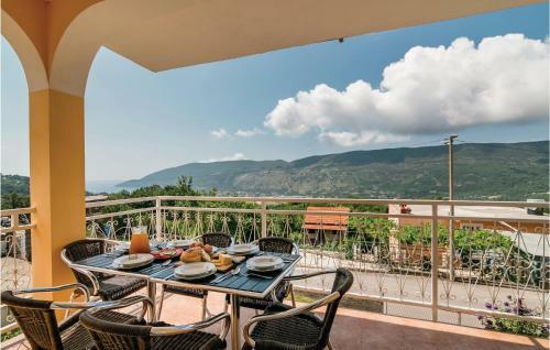 Four-bedroom Holiday Home In Herceg Novi