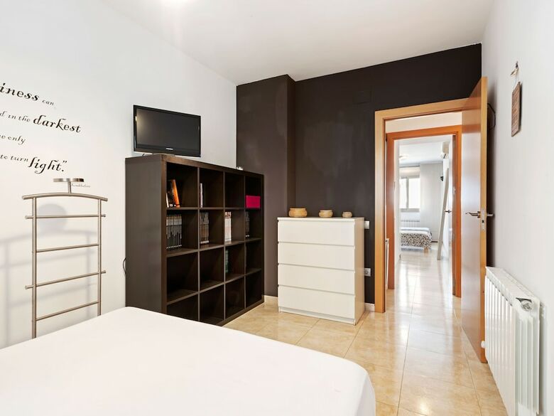 Modern Apartment In A Quiet Area