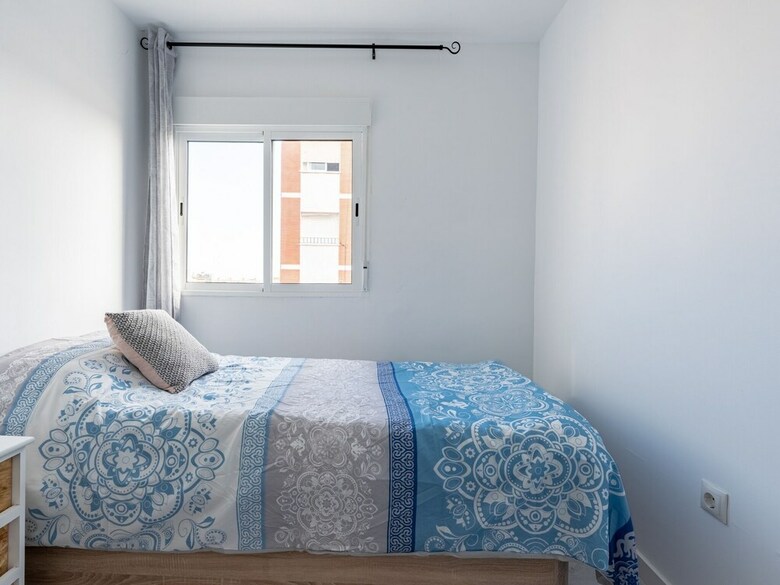 Simplistic Holiday Home In M�laga Near Moorish Castle