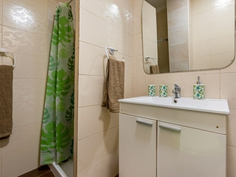 Simplistic Holiday Home In M�laga Near Moorish Castle