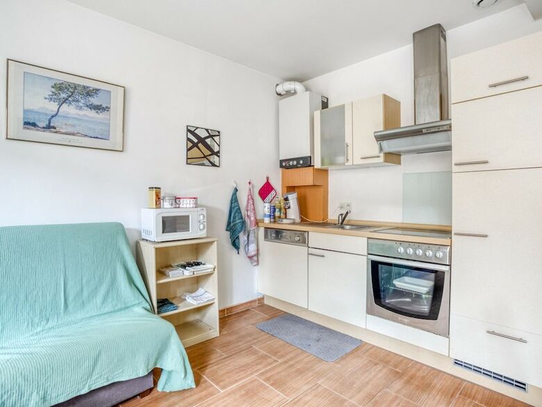 Sober Holiday Home In Selestat Near Humanist Library