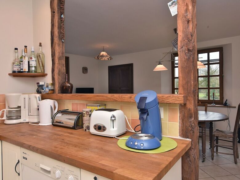 Spacious Holiday Home In Th�gra With Private Pool