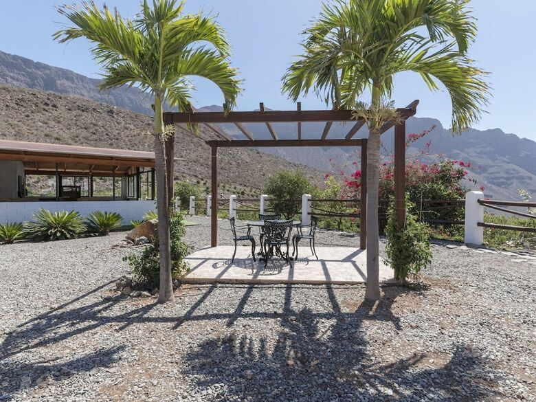 Valley-view Holiday Home In Fataga With Swimming Pool