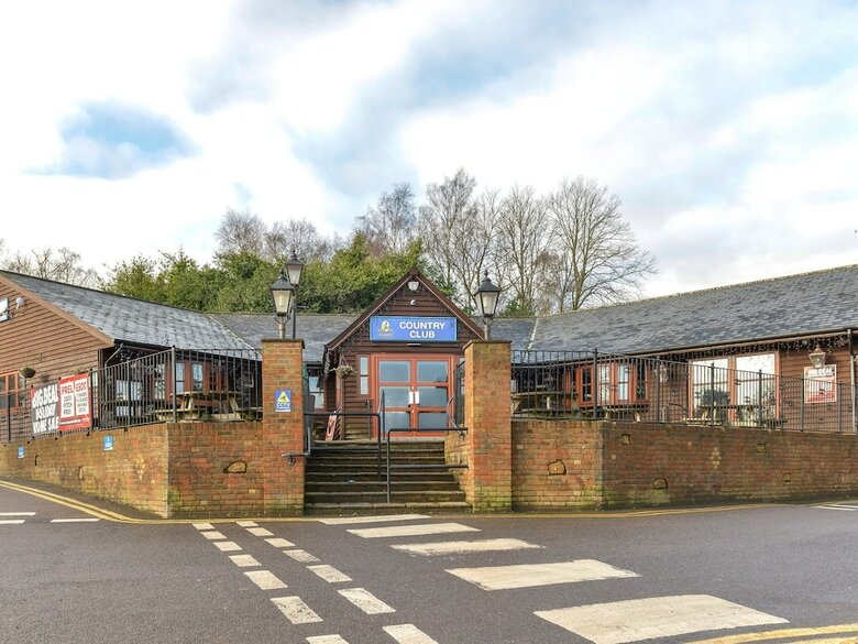 Enticing Home In Hastings Near Castle