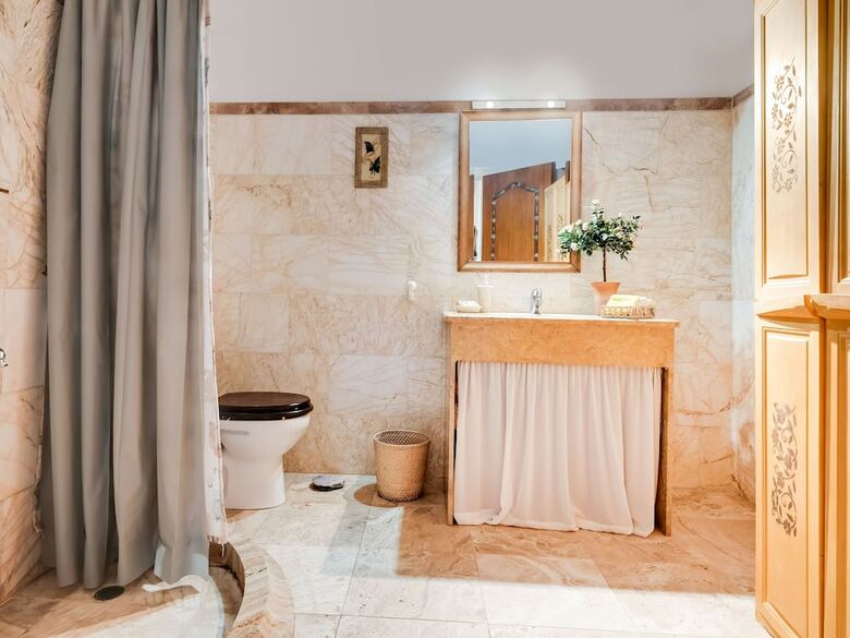 Vintage Holiday Home In Likorema With Terrace