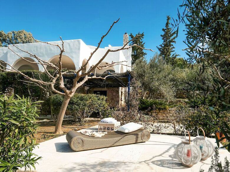 Vintage Holiday Home In Likorema With Terrace