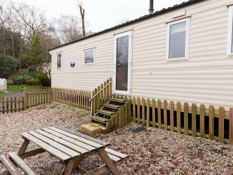Simplistic Home In Hastings Near Old Town