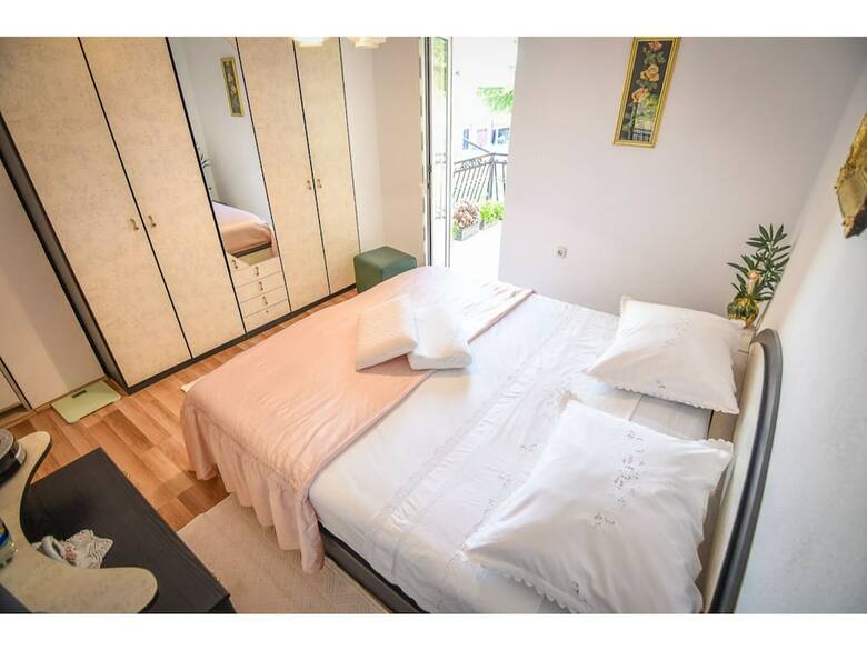Quaint Holiday Home In Sinj With Private Pool