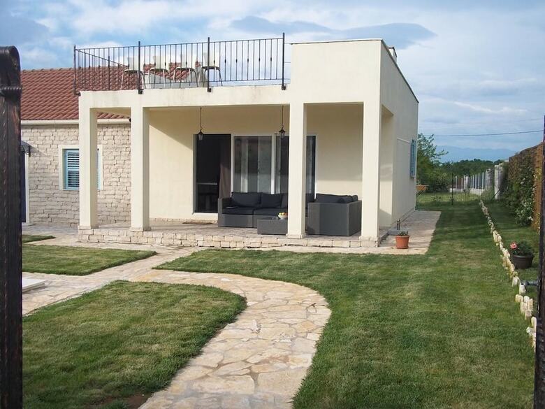 Attractive Holiday Home In Zadar With Private Swimming Pool