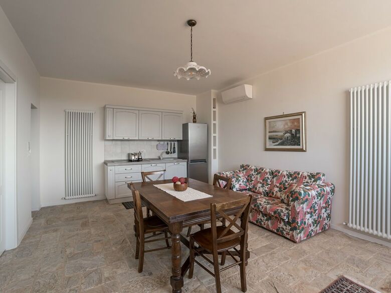 Vintage Holiday Home In Collazzone With Swimming Pool
