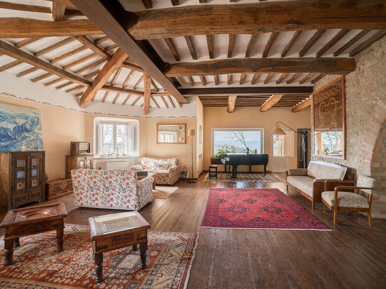 Vintage Holiday Home In Collazzone With Swimming Pool