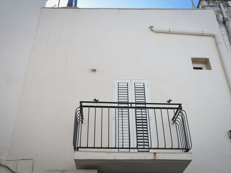Comfortable Holiday Home In Carovigno With Balcony