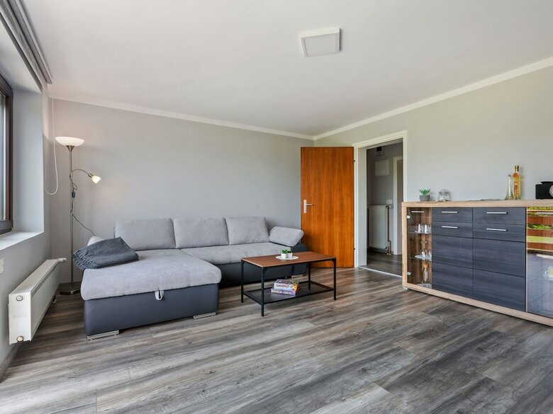Alluring Holiday Home In Dragoslavec With Barbecue