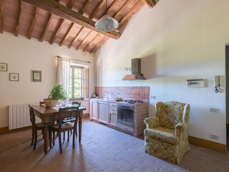 Traditional Apartment In Rapolano Terme With Swimming Pool