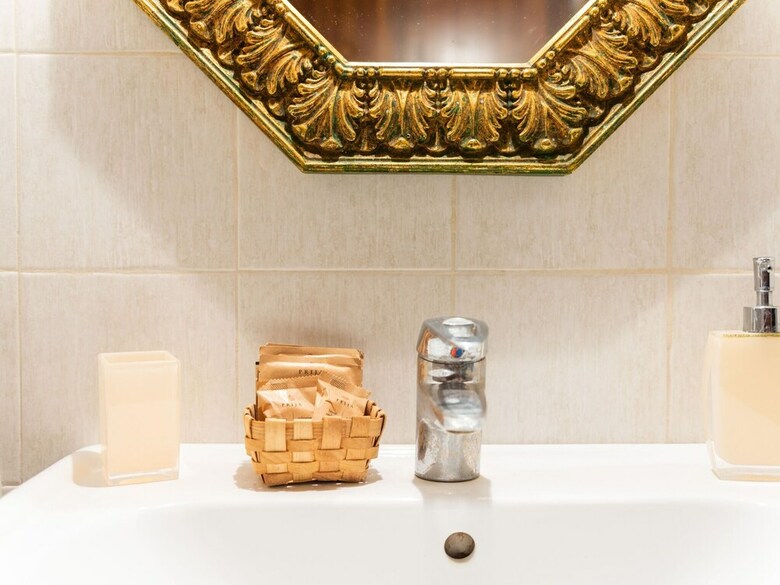 Scenic Apartment In Rapolano Terme With Swimming Pool