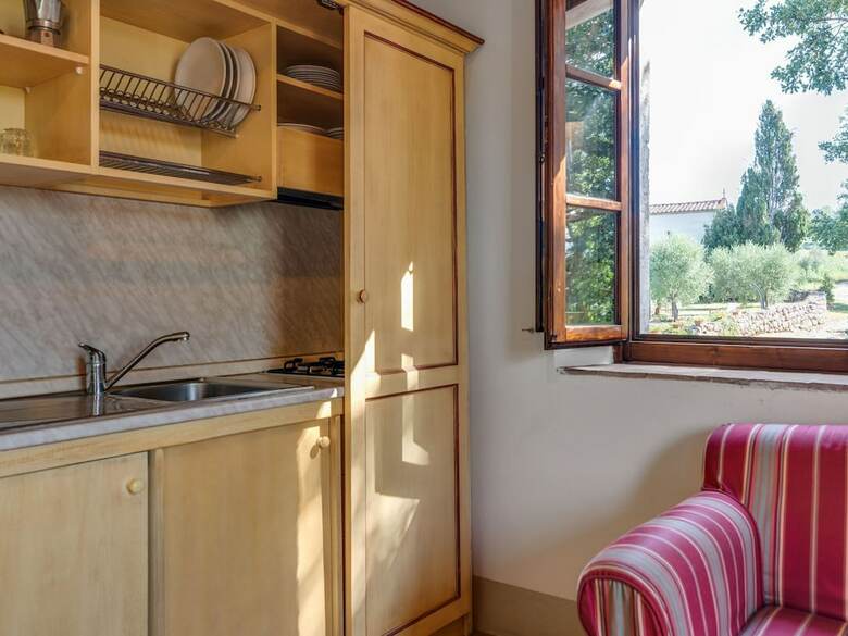 Scenic Apartment In Rapolano Terme With Swimming Pool