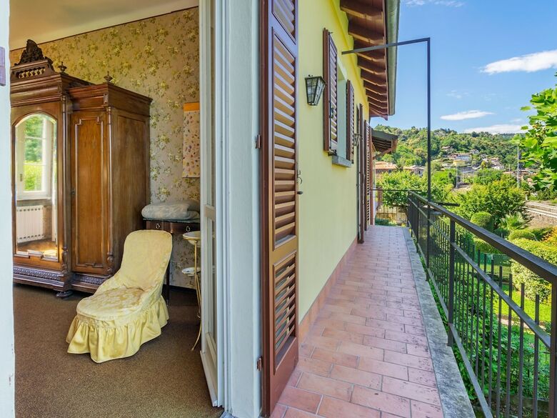 Quaint Holiday Home In Meina With Garden