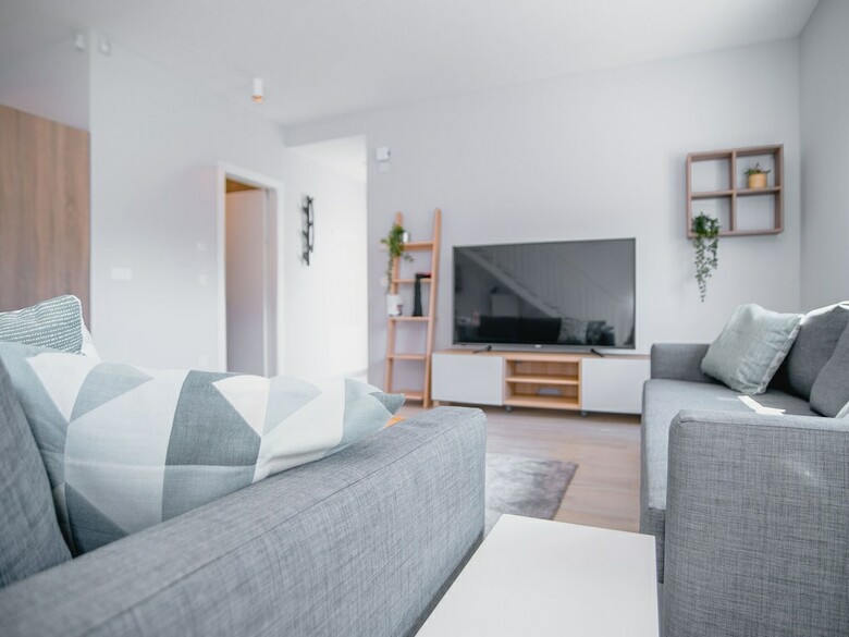 Lovely Holiday Home In Lovinac With Garden
