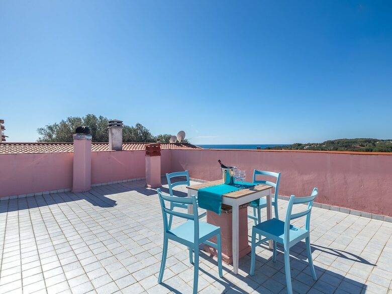 Contemporary Apartment In Marina Di Camerota