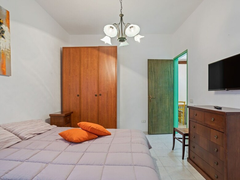 Comfortable Holiday Home In Sicily With Tv