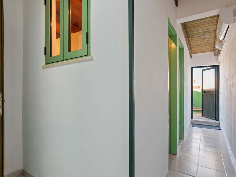 Comfortable Holiday Home In Sicily With Tv