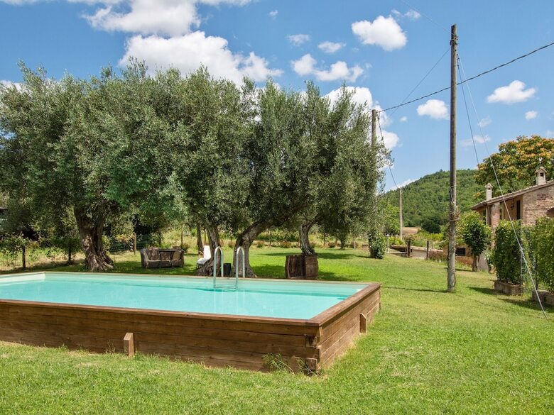 Cosy Apartment In Perugia - Tavernacce With Swimming Pool
