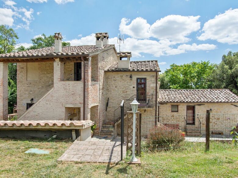 Cosy Apartment In Perugia - Tavernacce With Swimming Pool