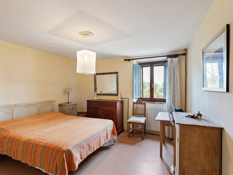 Pretty Holiday Home In Castiglion Fiorentino With Pool