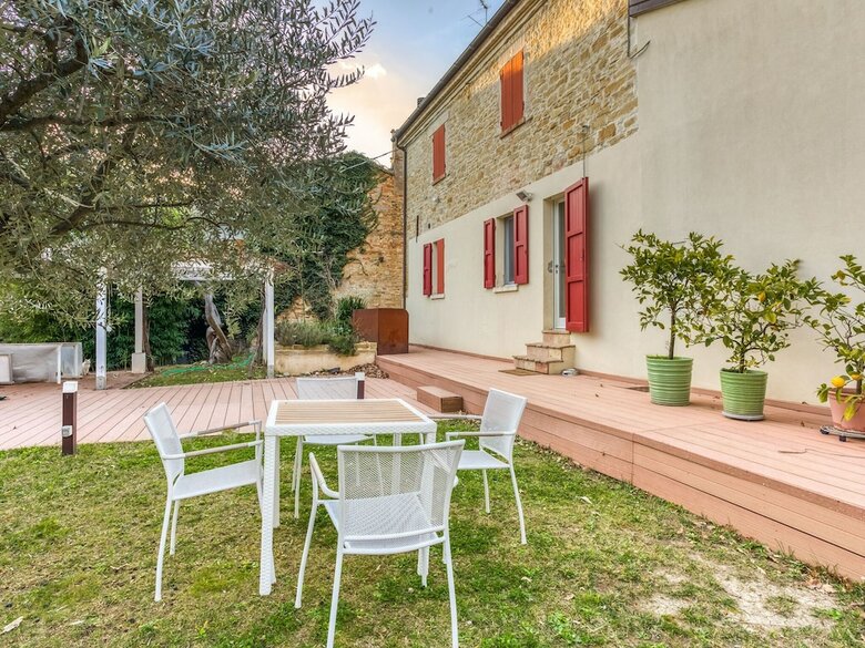 Modern Villa In Pesaro With Private Swimming Pool