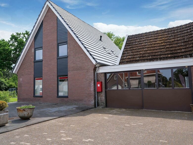 Scenic Villa In Lemele With Garden And Parking