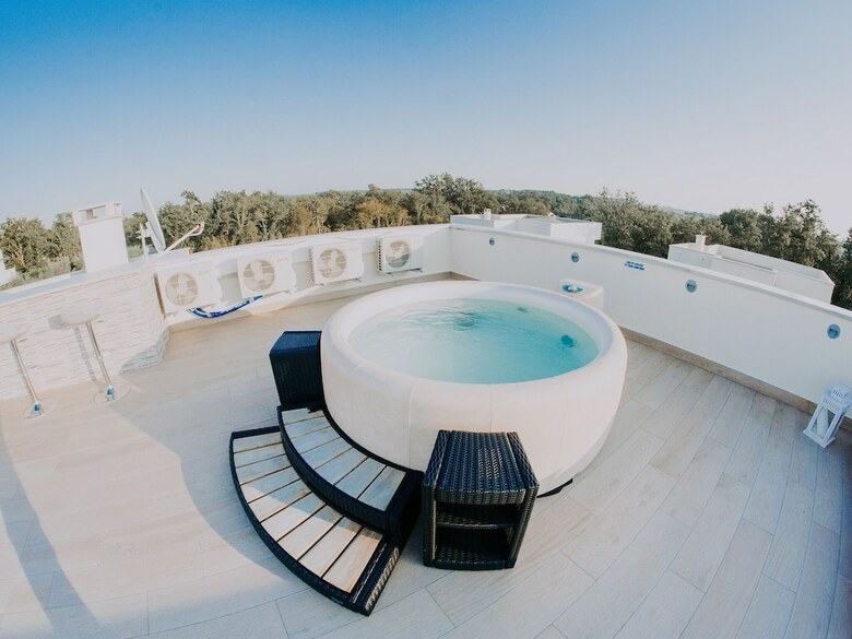 Exotic Villa In Novigrad With Private Swimming Pool