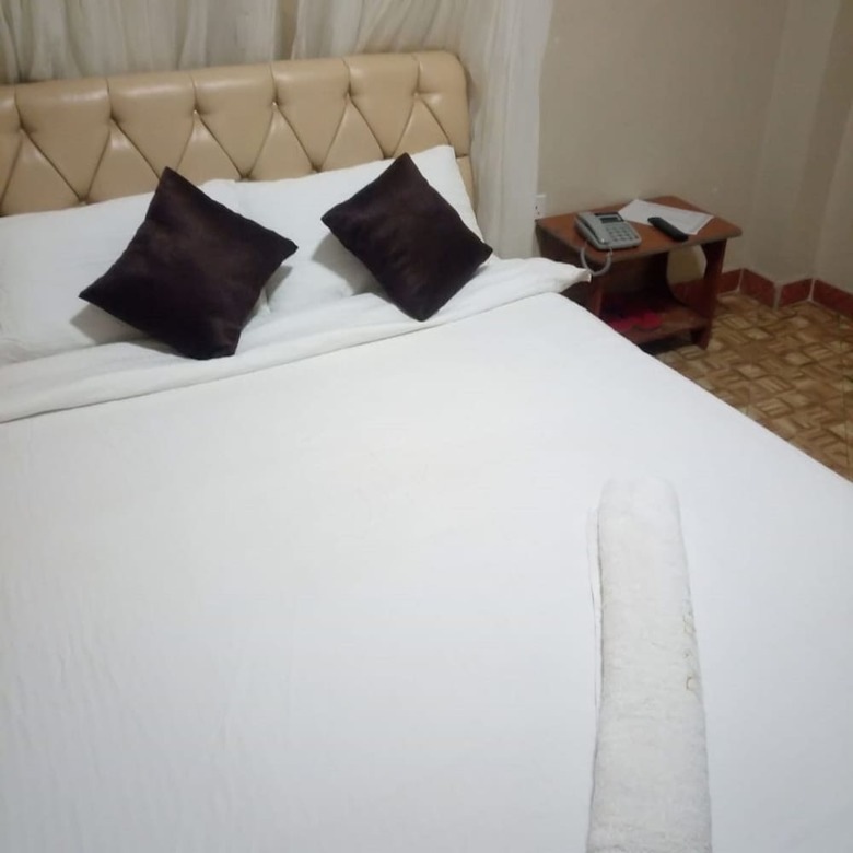 Dominion Castle Hotel