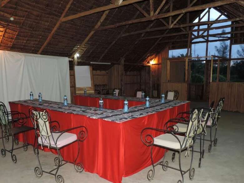 Hotel Lions Court Lodge