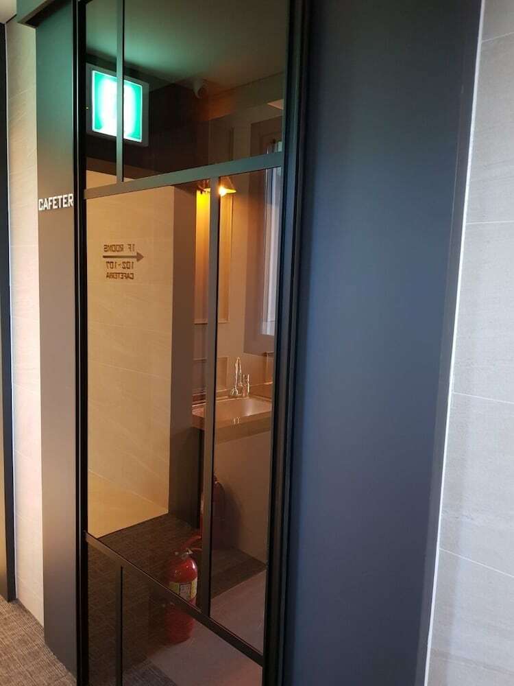 Hotel The Grang Jungmun