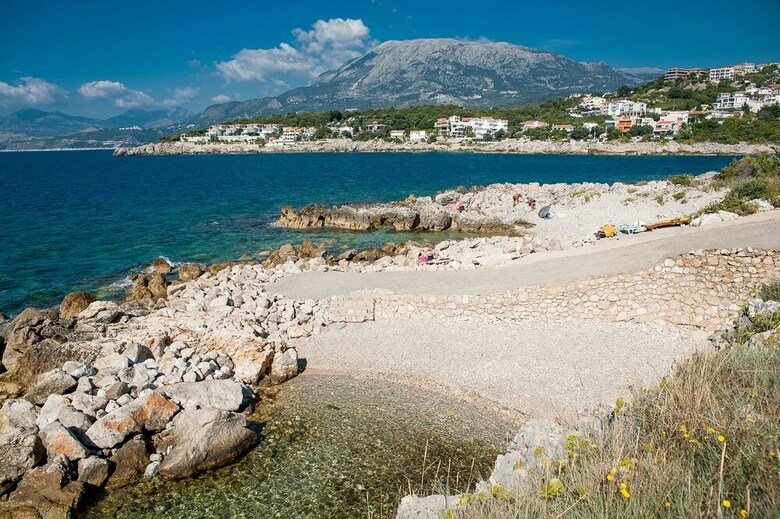 Open Sea Luxury Apartments